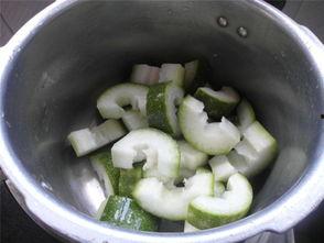 孕早期吃毛瓜,营养益处与注意事项