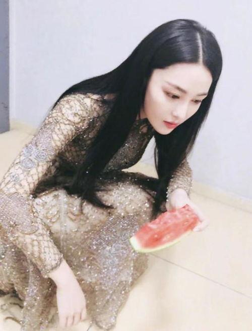 吃瓜裙分享明星,吃瓜裙带你揭秘明星幕后故事