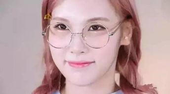 眼镜妹妹宿舍吃瓜,揭秘宿舍里的“吃瓜”趣事