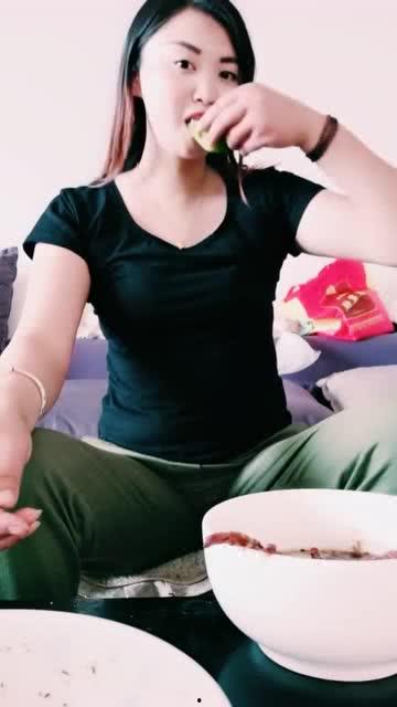 贴吧吃瓜酱,从吃瓜达人到舆论风向标