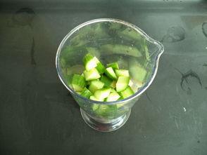 刺梨吃瓜的做法,创意吃瓜新体验  第3张